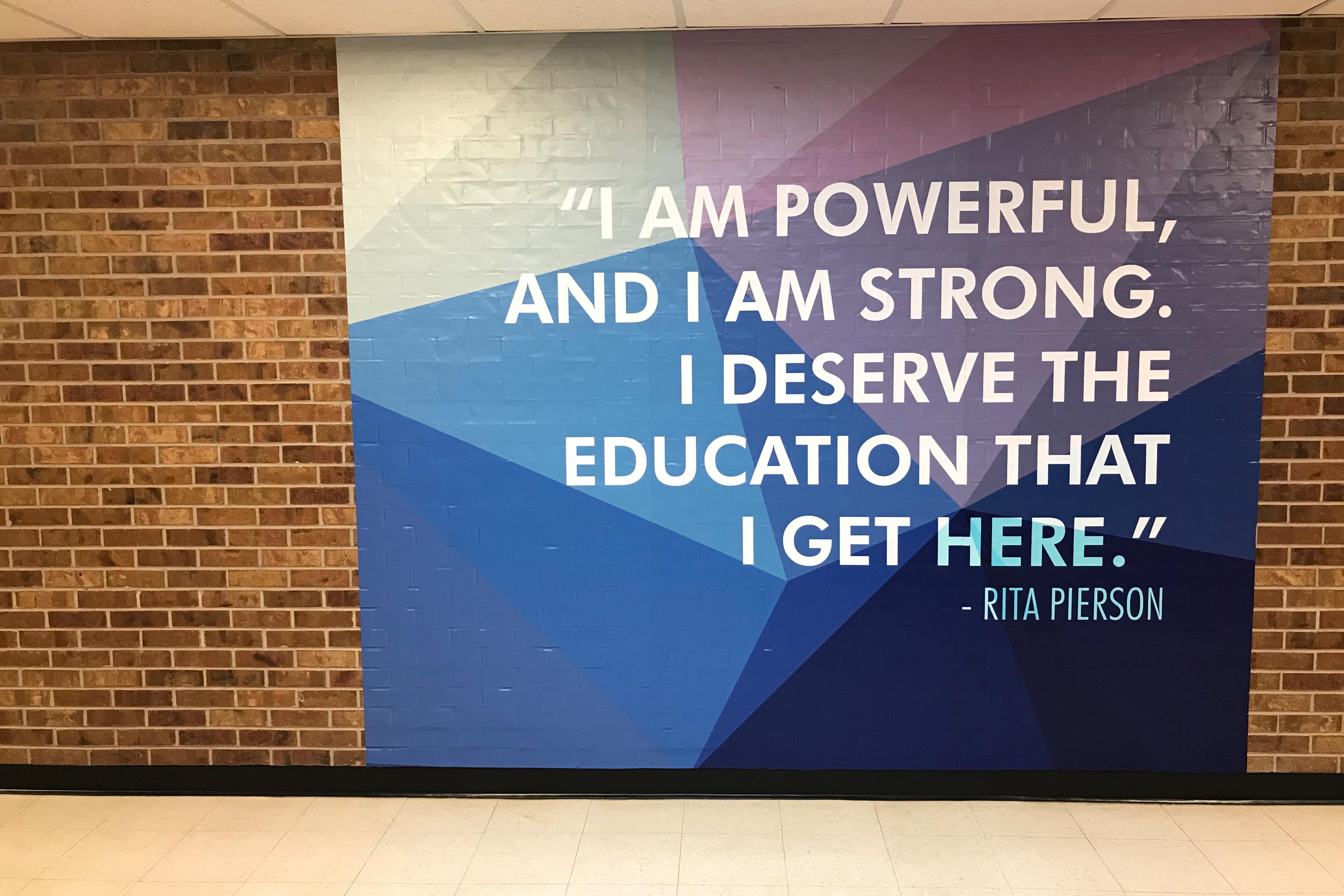 18082 00 Otero Elem Interior Photo Passageway Graphic 02